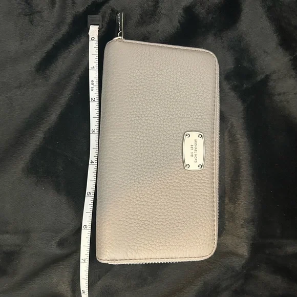 Michael Kors Gray Pebbled Leather Zip Around Wallet - Picture 3 of 6